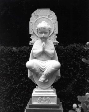 Statue of the Christ child